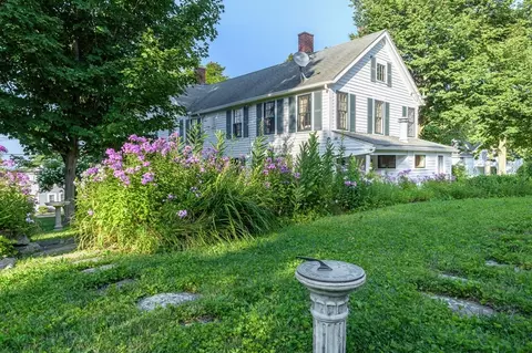 79 Main St, Blandford, MA 01008