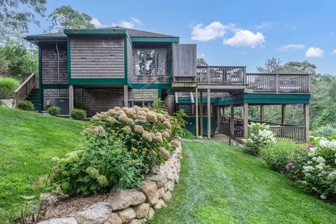 Exterior - 79 David Ave, Tisbury, MA 02568 photo 2 of 10