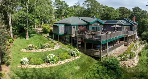 Exterior - 79 David Ave, Tisbury, MA 02568 photo 3 of 10
