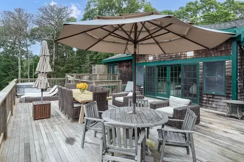 Exterior - 79 David Ave, Tisbury, MA 02568 photo 5 of 10