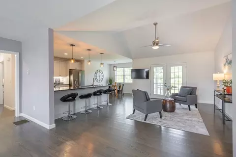16 Concord Ct #16, Webster, MA 01570 photo 3