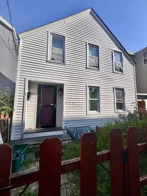 5 Cherry St, Lowell, MA 01852 photo 2