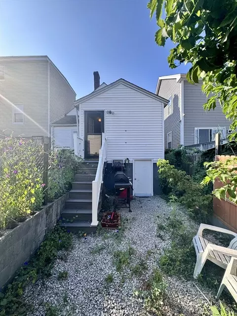 5 Cherry St, Lowell, MA 01852 photo 16