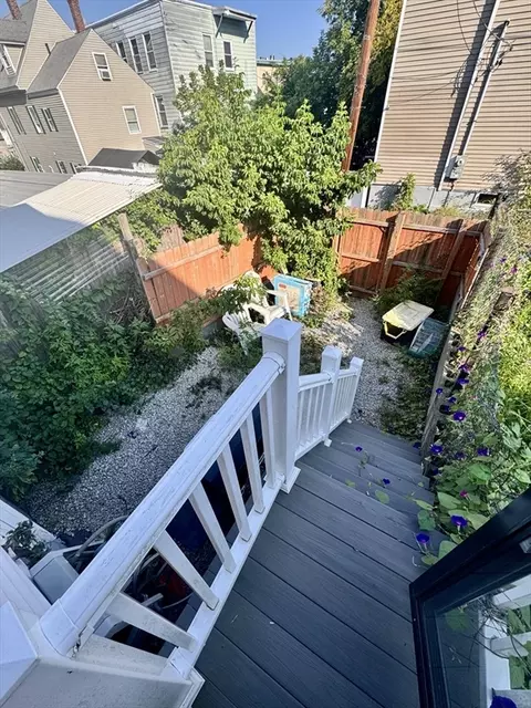 5 Cherry St, Lowell, MA 01852 photo 15
