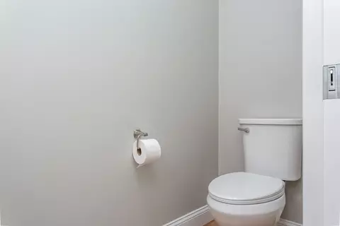 Bath - 579 Summit St #2, Fall River, MA 02724 photo 2 of 6
