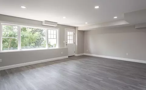 Living - 579 Summit St #2, Fall River, MA 02724 photo 8 of 9