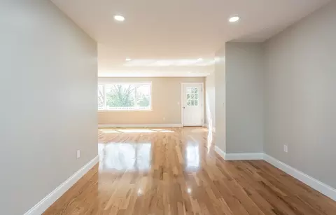 Living - 579 Summit St #2, Fall River, MA 02724 photo 2 of 9