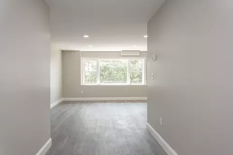 Living - 579 Summit St #2, Fall River, MA 02724 photo 7 of 9