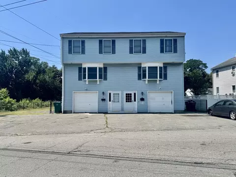 79-81 Eugene St, Lowell, MA 01852