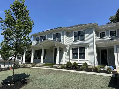 14 Bird Hill Ave, Wellesley, MA 02481
