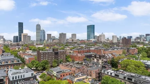 10 E Springfield St #4, Boston, MA 02118
