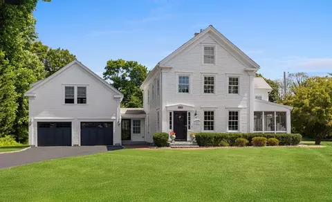 270 S Main St, Cohasset, MA 02025