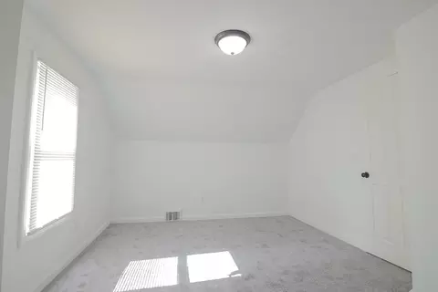 Bedroom - 183 Savoy Ave, Springfield, MA 01104 photo 5 of 6