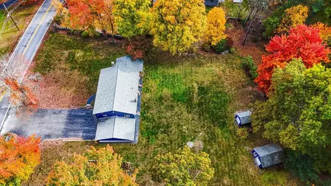View/Area - 28 Ledge Rd, Pelham, NH 03076 photo 4 of 7