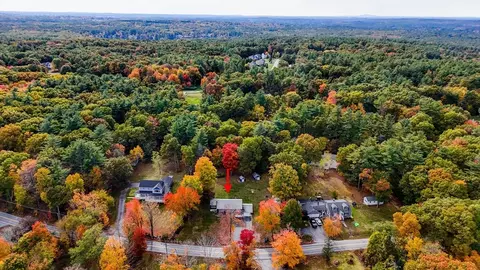 View/Area - 28 Ledge Rd, Pelham, NH 03076 photo 6 of 7