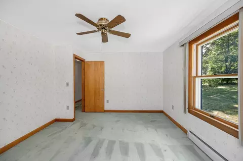Bedroom - 28 Ledge Rd, Pelham, NH 03076 photo 5 of 5