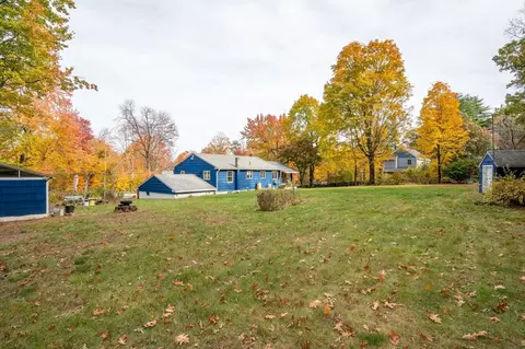 Exterior - 28 Ledge Rd, Pelham, NH 03076 photo 12 of 14