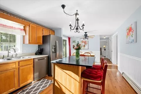 76 Darnell Rd, Worcester, MA 01606 photo 6