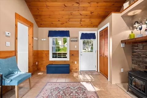 76 Darnell Rd, Worcester, MA 01606 photo 4