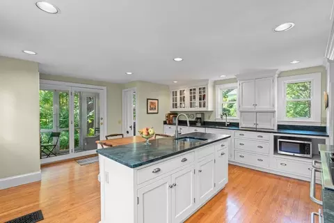 1032 High St, Dedham, MA 02026 photo 15