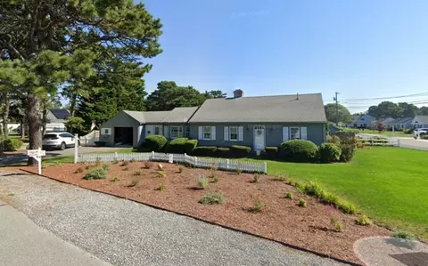 146 Uncle Barneys Rd, Dennis, MA 02670