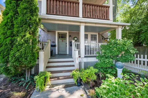 391 Concord Ave #2, Cambridge, MA 02138
