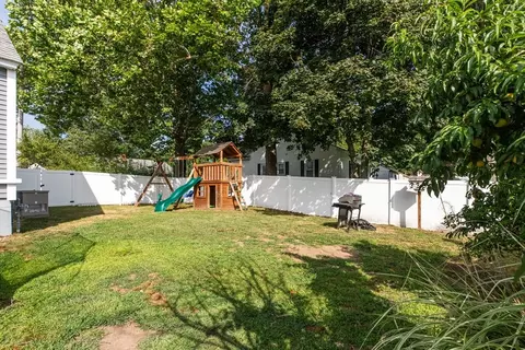 Exterior - 35 Champlain, Dracut, MA 01826 photo 5 of 15