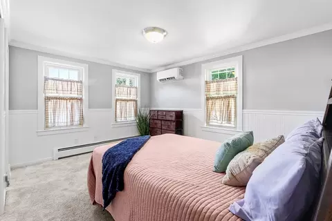 Bedroom - 35 Champlain, Dracut, MA 01826 photo 2 of 7