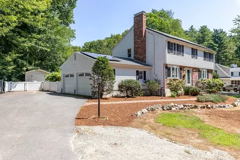 7 Parker River Dr, Newbury, MA 01922