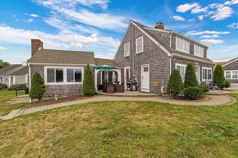 1060 Craigville Beach Rd, Barnstable, MA 02632 photo 3