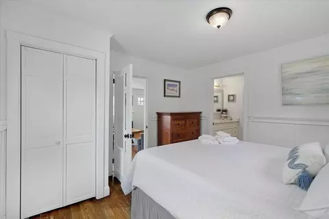 1060 Craigville Beach Rd, Barnstable, MA 02632 photo 7