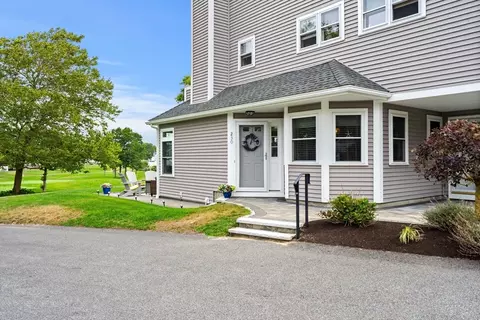 230 White Cliff Dr #GOLFVIEW, Plymouth, MA 02360