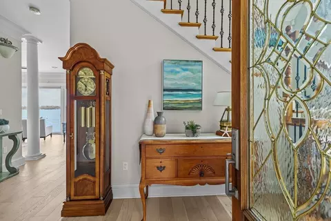 1040 Dickinson St, Fall River, MA 02721 photo 6