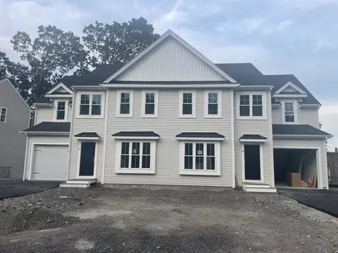 14 Danielles Way, Worcester, MA 01606