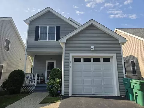 102 Crownshield Ave #102, Uxbridge, MA 01569