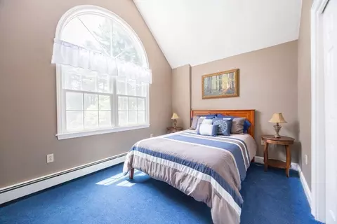 Bedroom - 25 Steeplechase Ln, Canton, MA 02021 photo 4 of 5