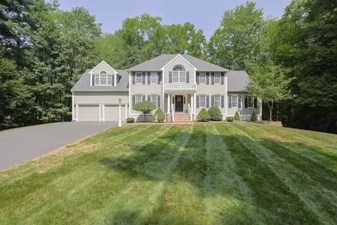 Exterior - 25 Steeplechase Ln, Canton, MA 02021 photo 2 of 5