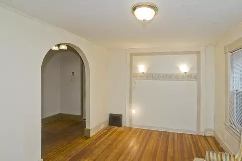 Living - 33 Forest St, Springfield, MA 01108 photo 2 of 6