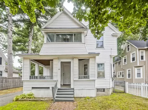 33 Forest St, Springfield, MA 01108