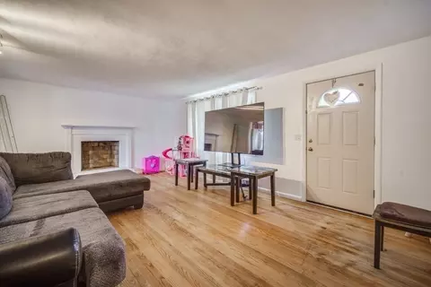91 Arcadia Blvd, Springfield, MA 01118 photo 5