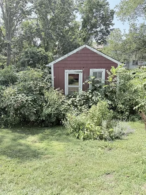 9 Cross St, Canton, MA 02021 photo 4