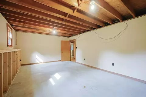 1037 N Main St, Raynham, MA 02767 photo 16