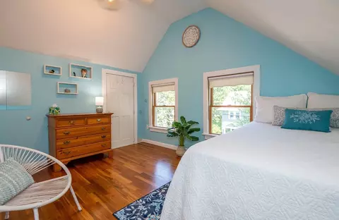 Bedroom - 34 Winter St, Reading, MA 01867 photo 6 of 10