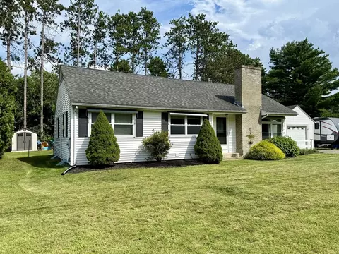 12 Mountainview Dr, Ware, MA 01082 photo 2