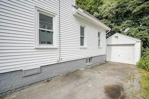 30 Beauchamp, Springfield, MA 01107 photo 29