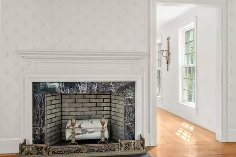 2 Kenilworth Rd, Wellesley, MA 02482 photo 12