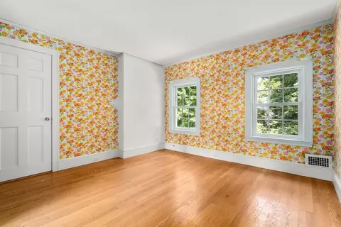 2 Kenilworth Rd, Wellesley, MA 02482 photo 29