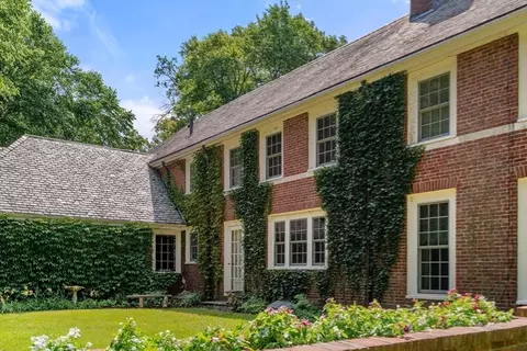 2 Kenilworth Rd, Wellesley, MA 02482 photo 35