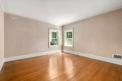 2 Kenilworth Rd, Wellesley, MA 02482 photo 27