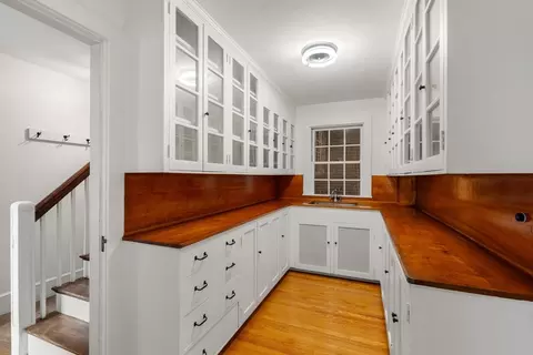 2 Kenilworth Rd, Wellesley, MA 02482 photo 9